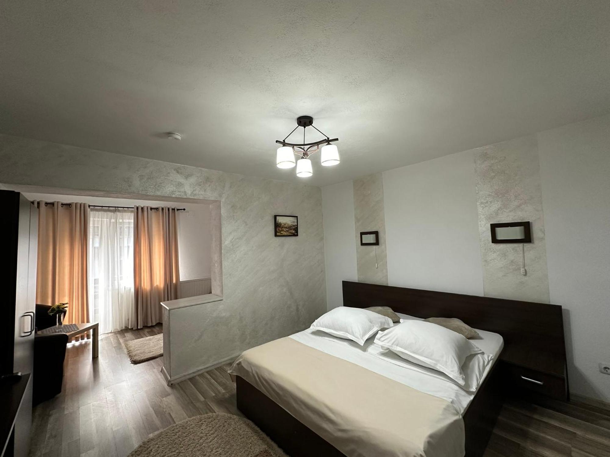 Casuta De Langa Izvor Hotel Moeciu De Sus Exterior photo