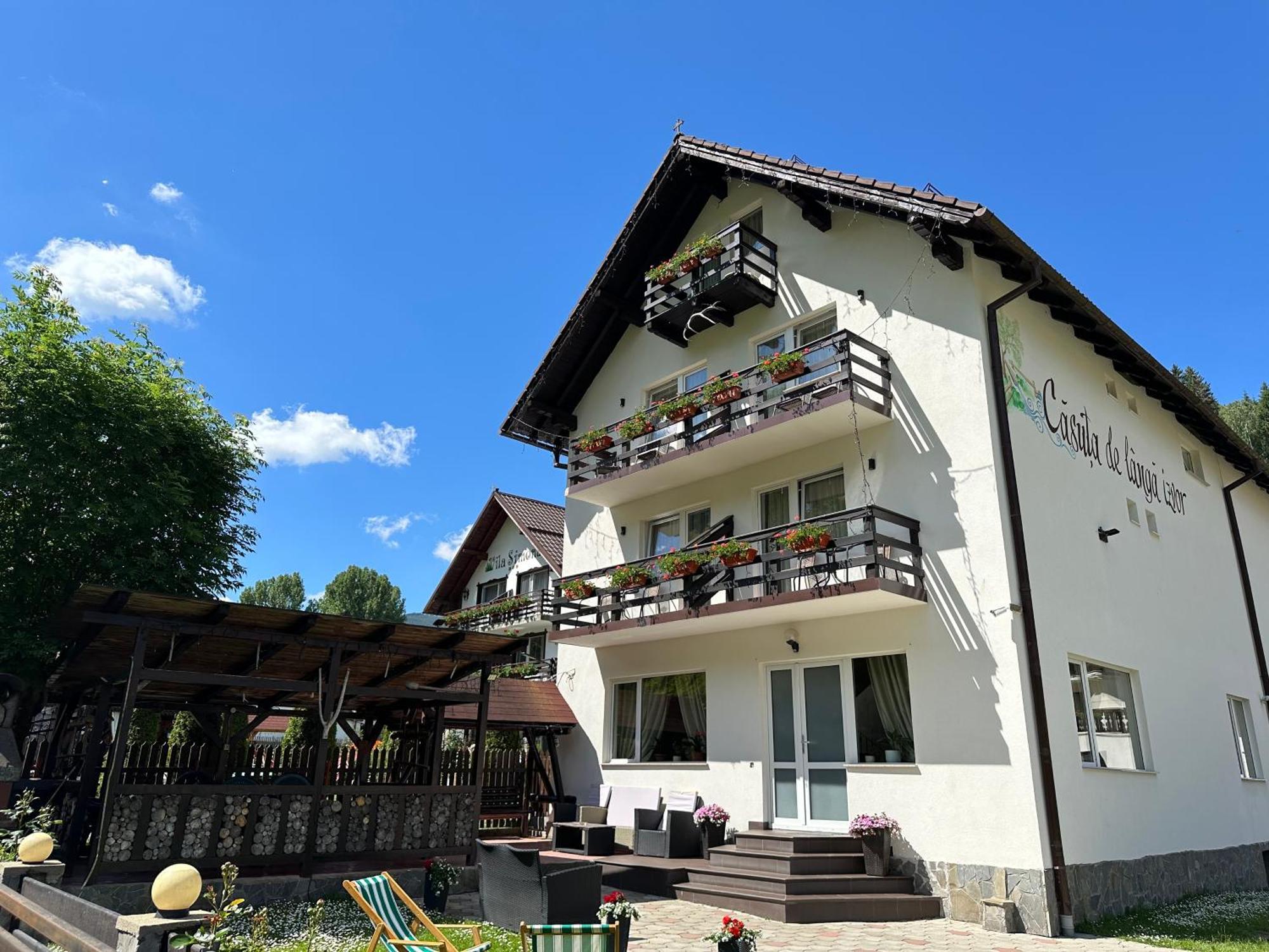 Casuta De Langa Izvor Hotel Moeciu De Sus Exterior photo